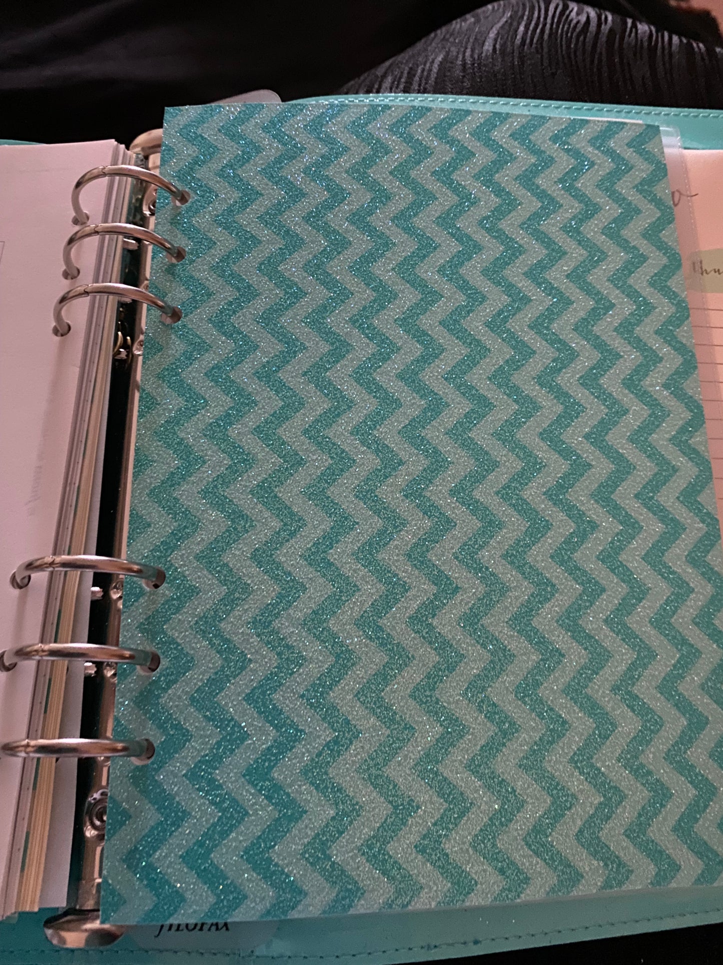Filofax Turquoise Patent Planner. Rarely Used, Excellent Condition. Many accessories included! (See description for details)