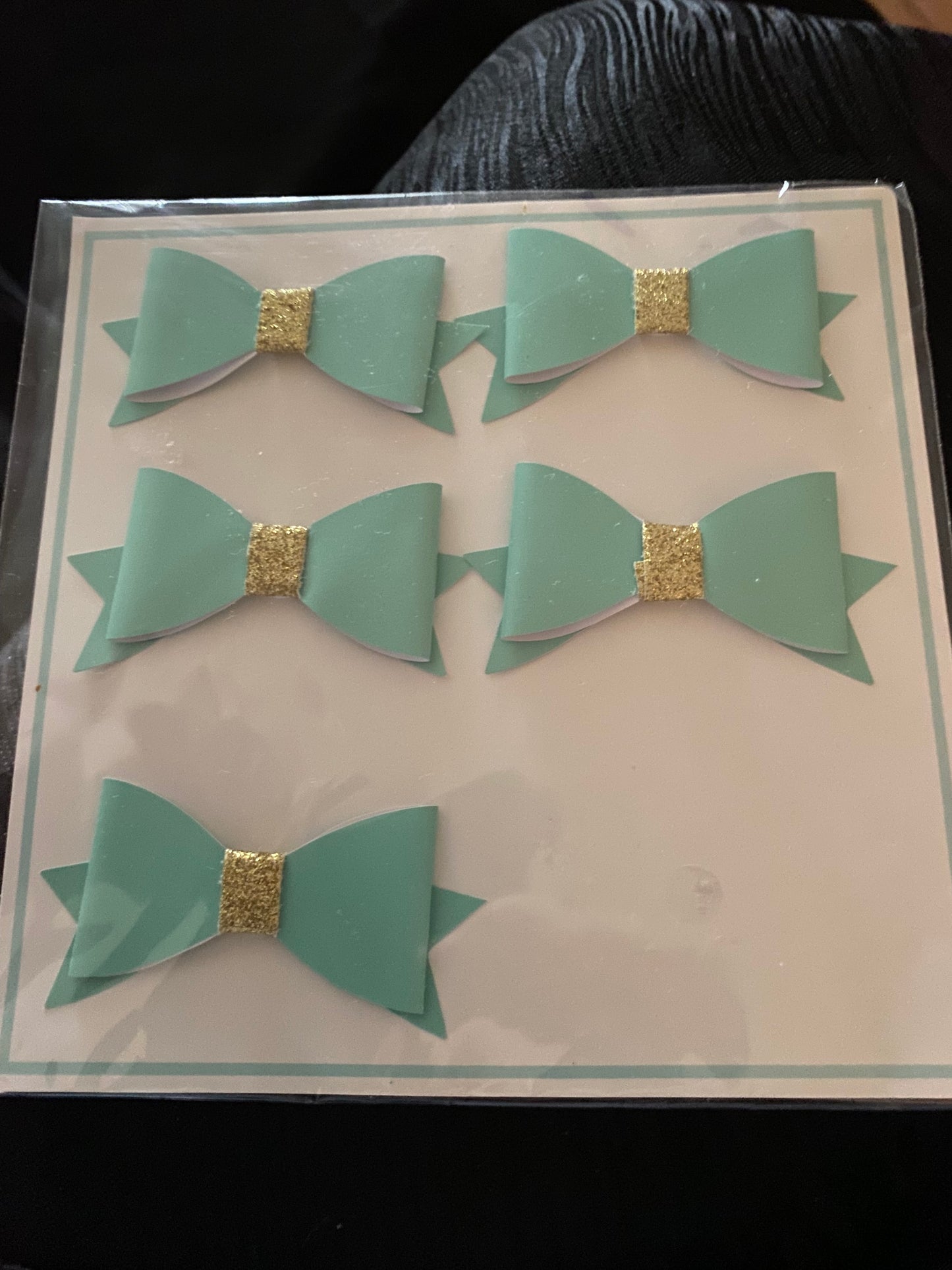 Filofax Turquoise Patent Planner. Rarely Used, Excellent Condition. Many accessories included! (See description for details)