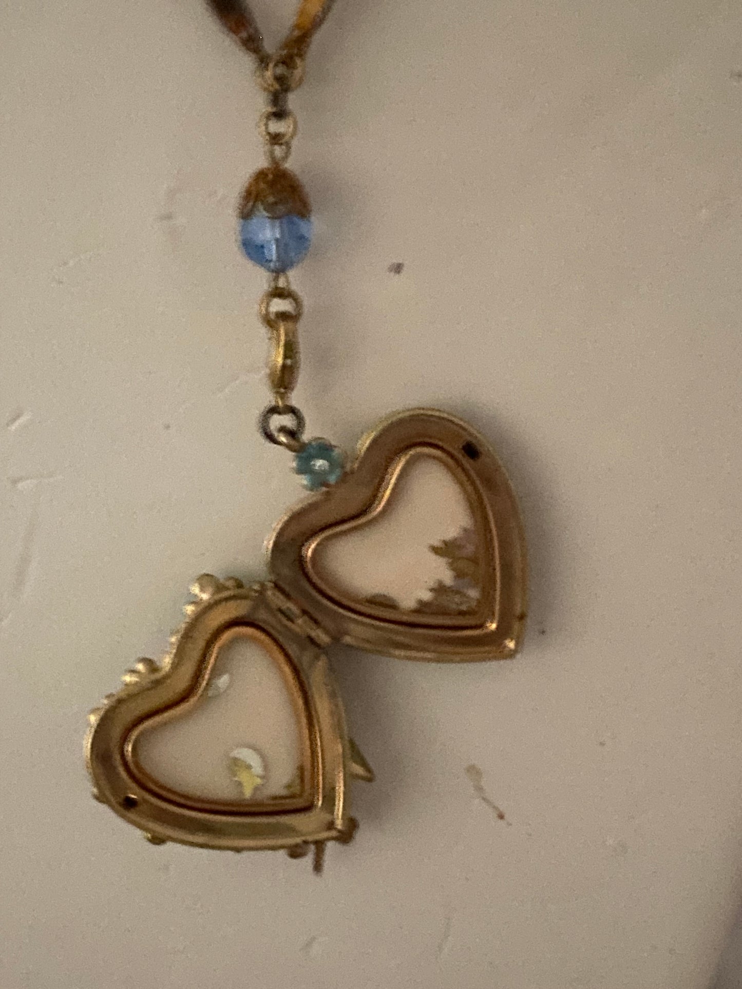 Vintage Retired Kirk’s Folly Locket Necklace.