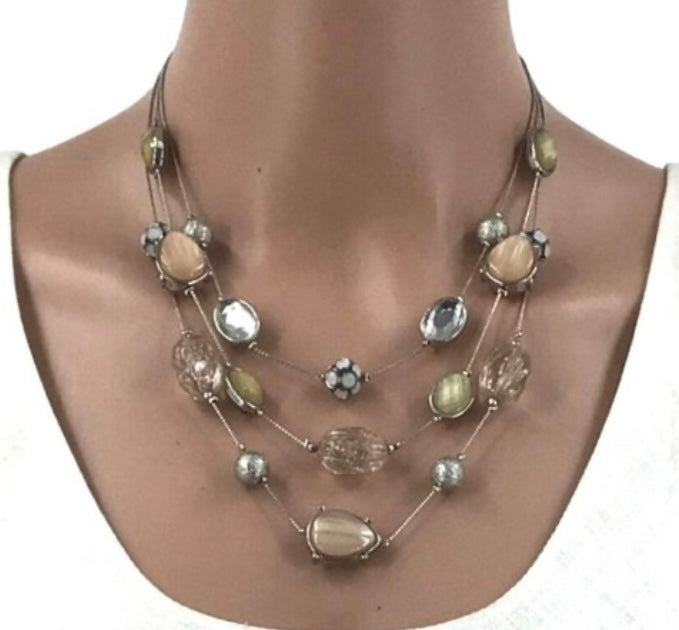 New York Co Triple Strand Necklace Silver
Tone Peach
