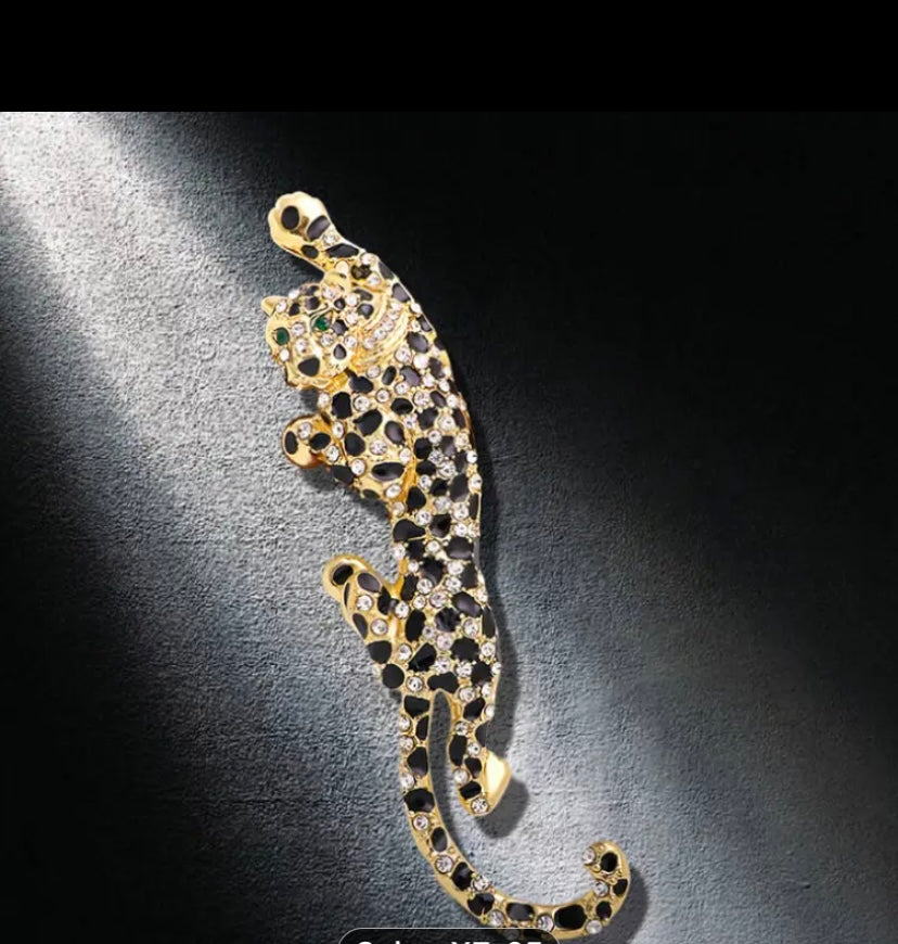 Leopard Brooch