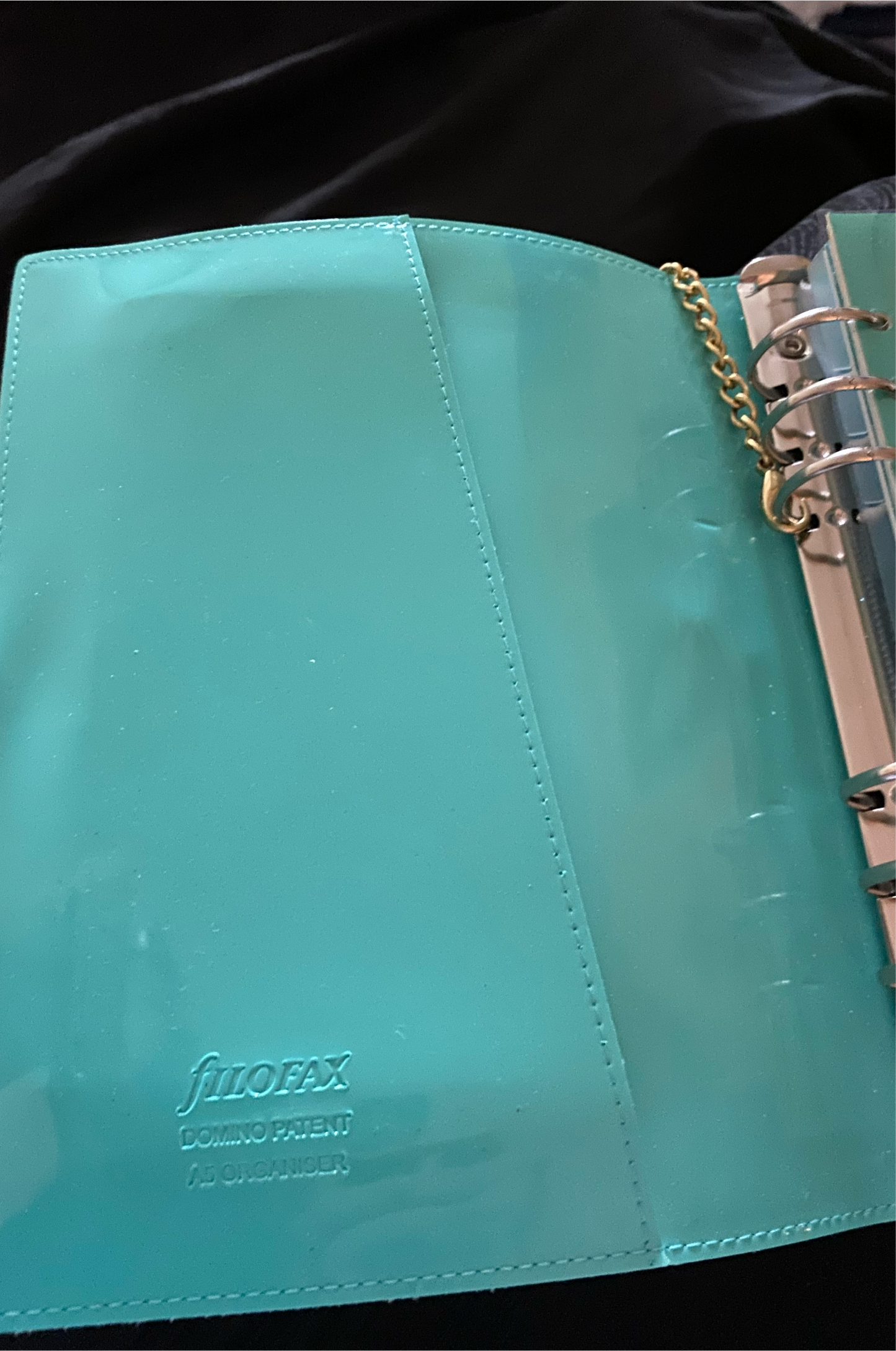 Filofax Turquoise Patent Planner. Rarely Used, Excellent Condition. Many accessories included! (See description for details)