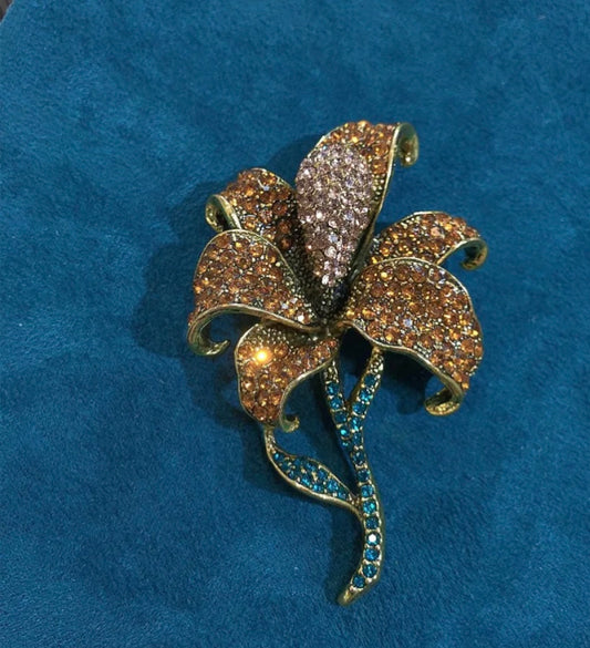 Gold Flower Brooch