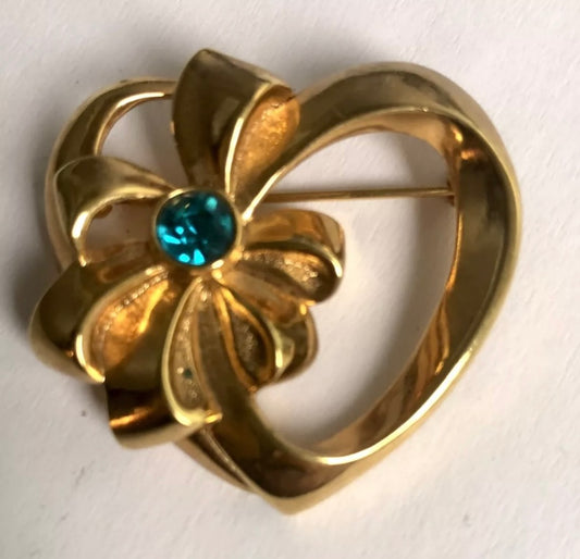 Vintage Avon Gold Tone Teal Colored Stone Heart Brooch