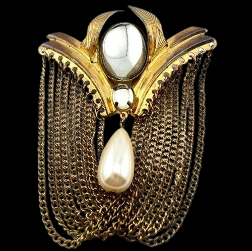 Vintage Gold Tone Art Deco Brooch