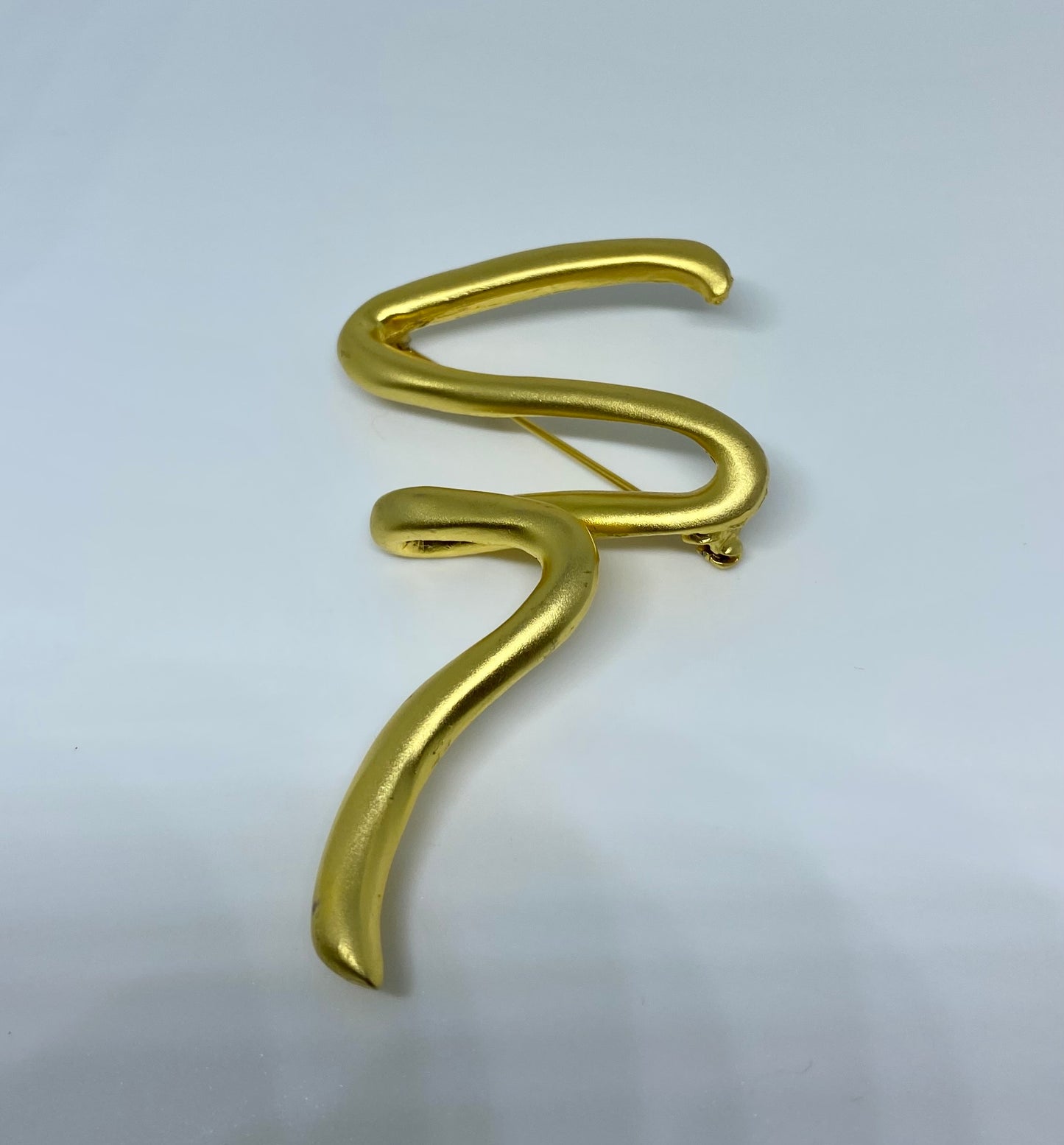 Vintage Squiggle Pin Abstract Fun
80s Fashion